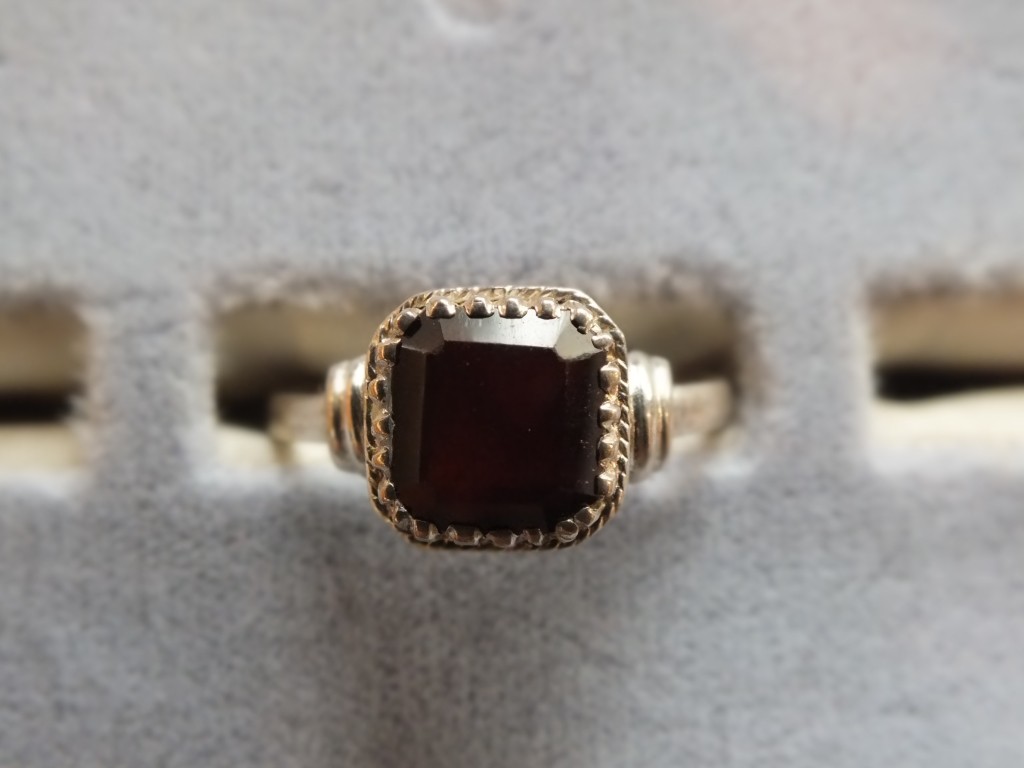 Hessonite garnet "Rahu" Silver Vedic horoscope ring