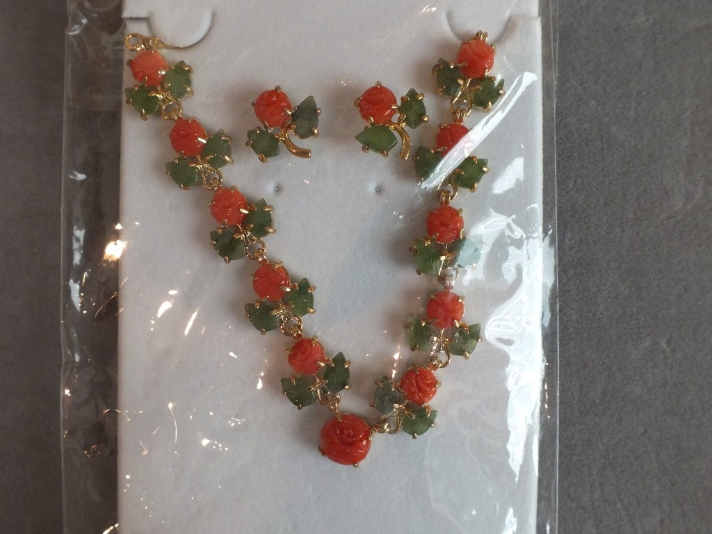 Coral and jade necklace with matching earrings