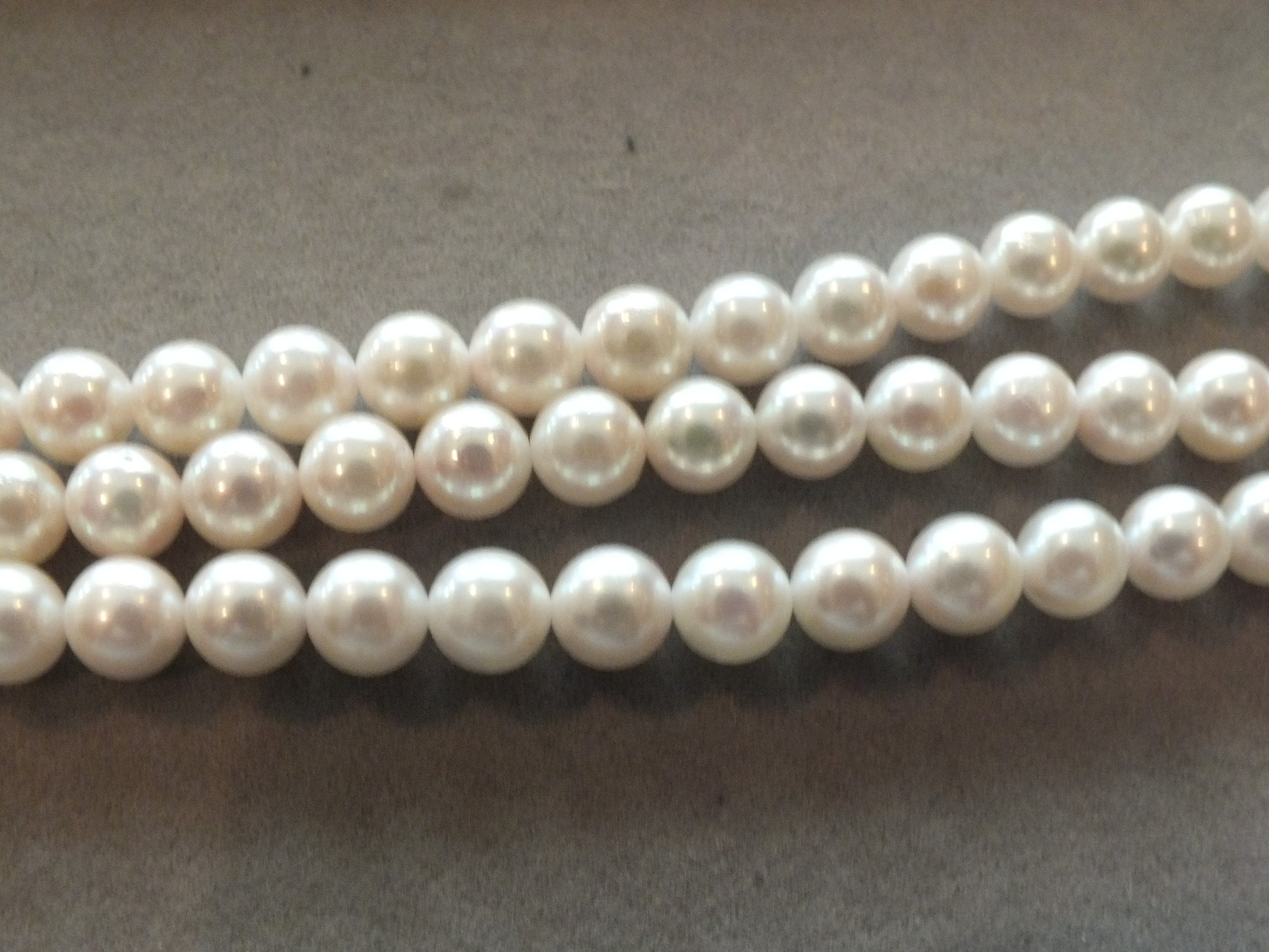 cultured pearl strands